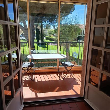 Agreable Studio Cabine Proche Mer La Londe-les-Maures Exterior photo